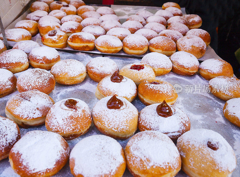 光明节sufganiyot -甜甜圈